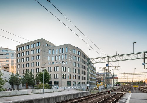 Växande Klaravik flyttar till Wihlborgsfastighet i Lund