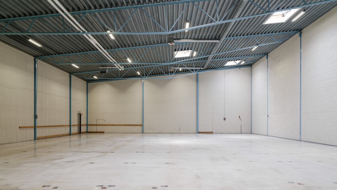 Mycket fräscht lager och kontor på Limhamn
