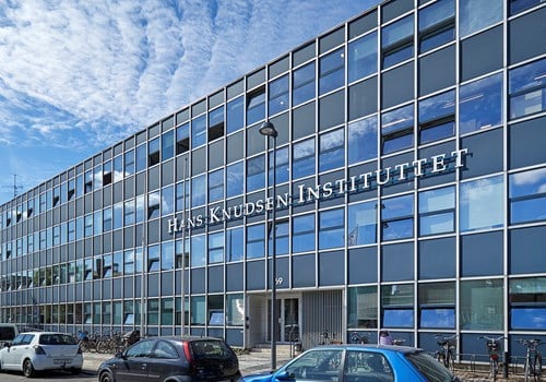 Wihlborgs säljer i Danmark