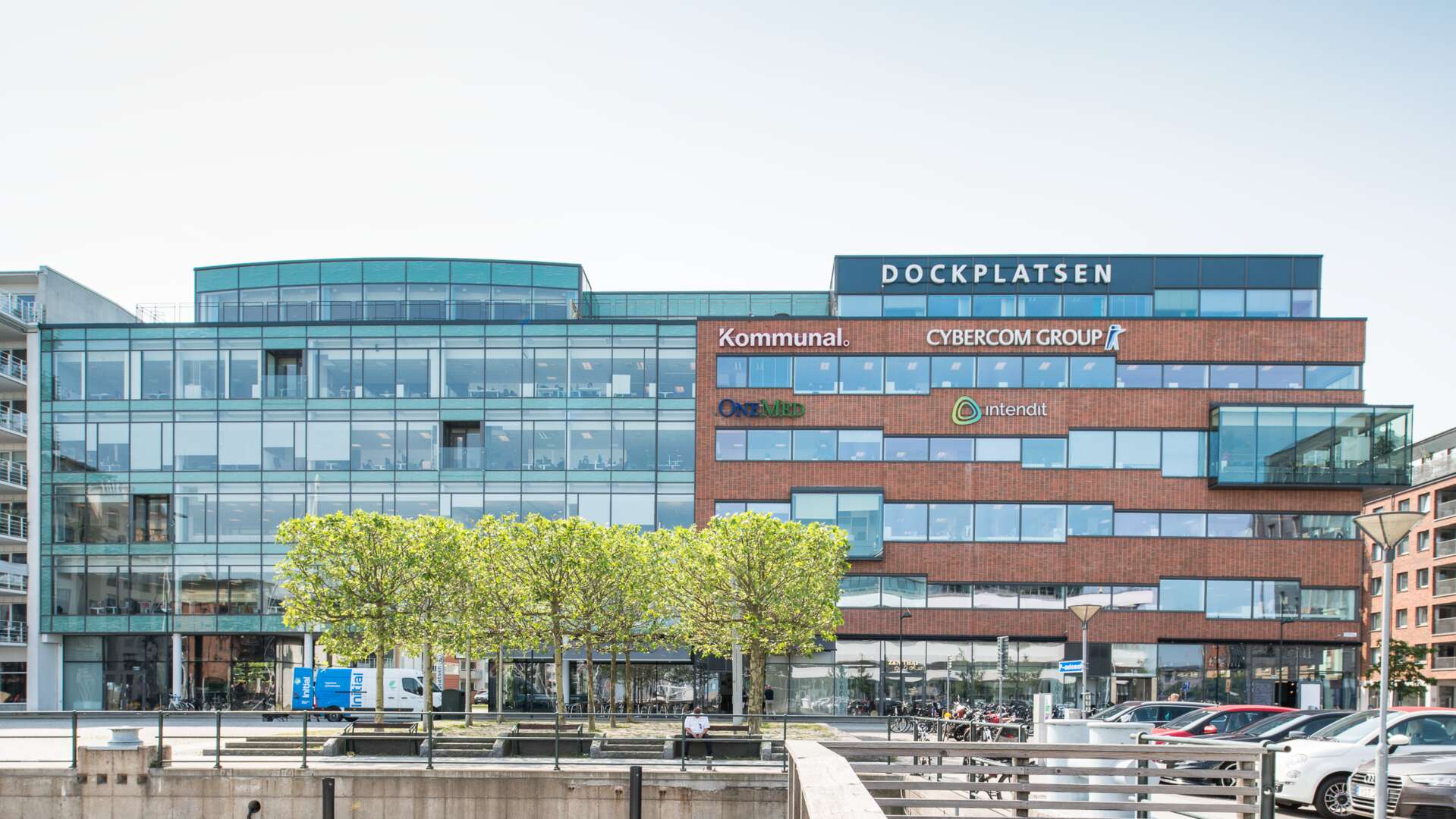Kontorslokal på bästa läge i Dockan