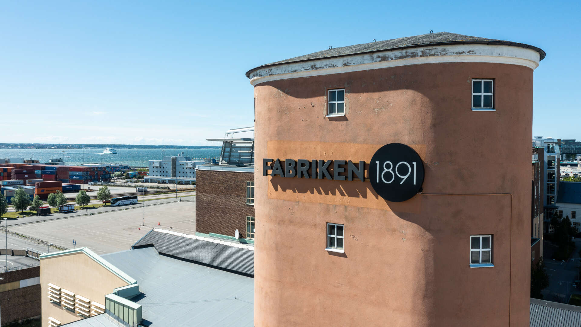 Ljus och rymlig kontorslokal i attraktiv fastighet